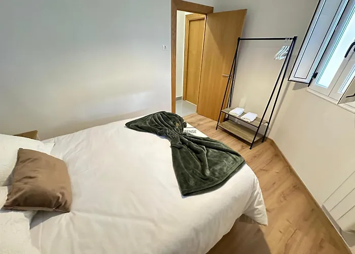 Hogar Forxa - Puente * Ουρένσε